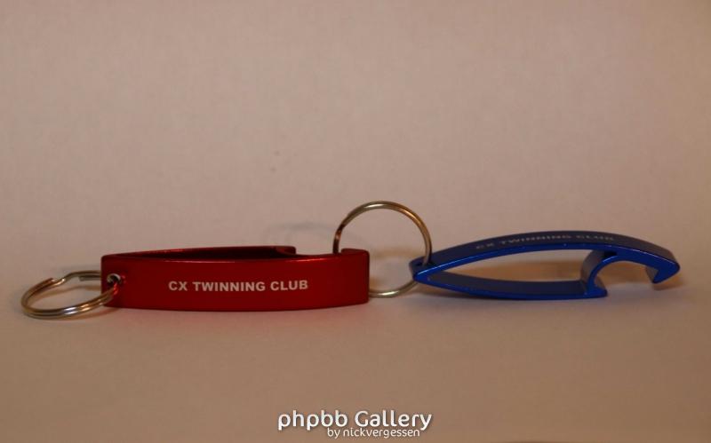 Porte-Clef-Décapsuleur-i